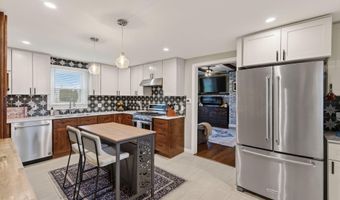 376 S Belfast Ave, Augusta, ME 04330