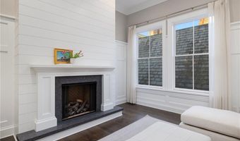 50 School St 5, Newport, RI 02840