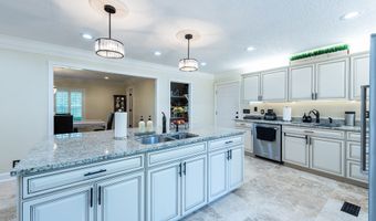 335 Main St, Barwick, GA 31720