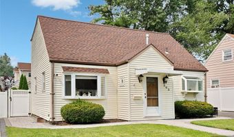 203 New York Ave, Bergenfield, NJ 07621
