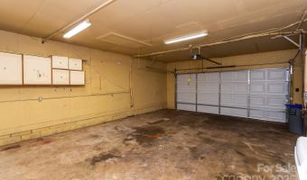 5 Fernlawn Rd, Asheville, NC 28805