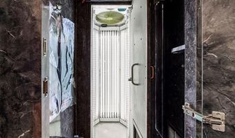 25 Jackson Industrial Dr 400, Ann Arbor, MI 48103