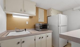 307 21st St NW, Austin, MN 55912