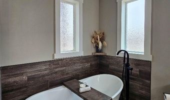 23 Indian Rings Rd, Big Timber, MT 59011