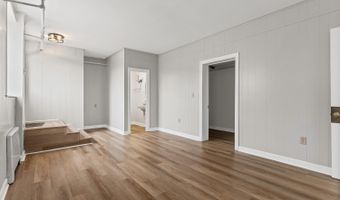 525 7th St, Altavista, VA 24517