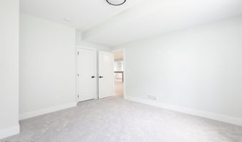 460 NE Monarch Dr, Polk City, IA 50226