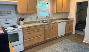226 Washington St, Bath, ME 04530