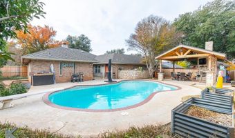 2810 Woodlake Dr, Abilene, TX 79606