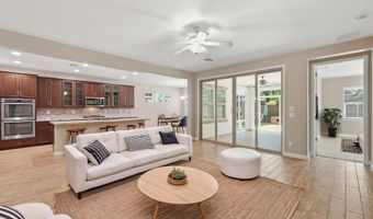 945 W YELLOWSTONE Way, Chandler, AZ 85248