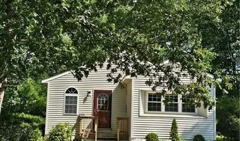41 Park Ln, Coventry, RI 02816