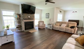 1126 Woodlands Creek Way, Apex, NC 27502