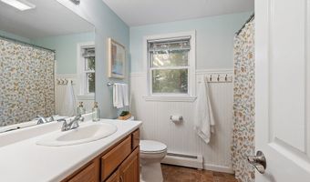 7 Robbins Rd, Ayer, MA 01432