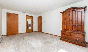 57 Milk St, Blackstone, MA 01504