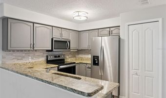674 SANDY NECK Ln 104, Altamonte Springs, FL 32714