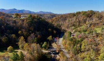 595 Rock Creek Ridge Rd, Bakersville, NC 28705