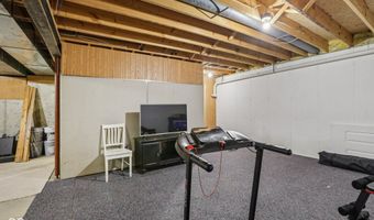 11120 Saint Charles Pl, Carmel, IN 46033