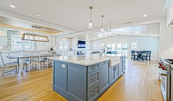309 W CAPE SHORES Dr, Lewes, DE 19958