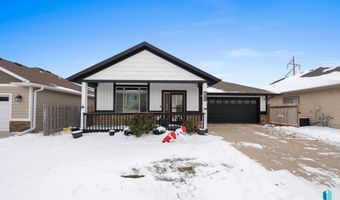 305 S Spring Pl, Brandon, SD 57005