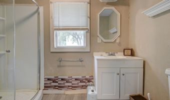 651 Mosher Ave, Asbury, MO 64832