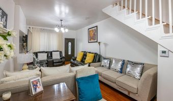 922 PEAR St, Reading, PA 19601