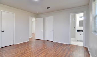 208 Rolling Hills Dr, Aledo, TX 76008