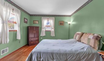 224 Tiller Ave, Beachwood, NJ 08722