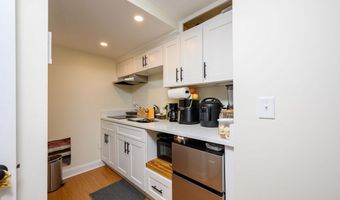 1065 Bedford St, Abington, MA 02351