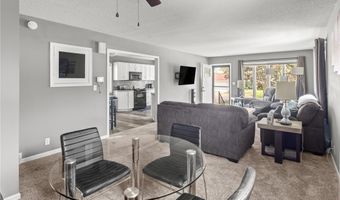 146 Woodcrest Dr, Amherst, NY 14226