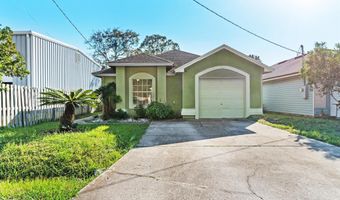 62 W 13TH St, Atlantic Beach, FL 32233