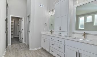 14500 Aurora Ln, Basehor, KS 66007