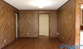 1011 9th St NW, Arab, AL 35016