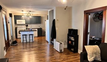 1206 3rd Ave, Alton, IA 51003