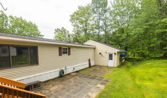 71 Kyle Ln, Auburn, ME 04210
