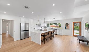 8 Clipper Rd, Rancho Palos Verdes, CA 90275