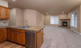 2225 NE Indigo Ln, Bend, OR 97701