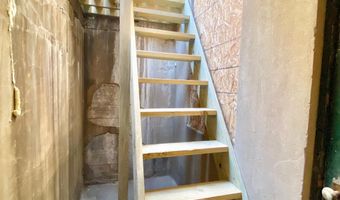 8 COMMONWEALTH Ave 6, Claymont, DE 19703