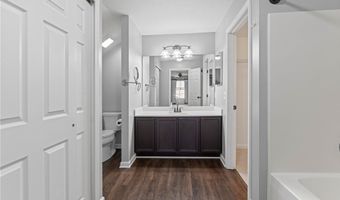 276 Sandover Dr, Aurora, OH 44202