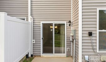 607 Santa Clara Dr, Asheville, NC 28806