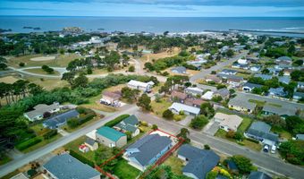 875 12TH St, Bandon, OR 97411