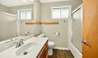 760 Oak Knoll Dr, Ashland, OR 97520