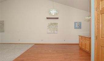 2617 Rivers Bluff Ln, Anoka, MN 55303