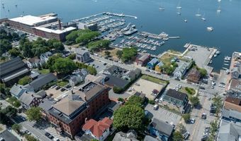 423 Hope St C, Bristol, RI 02809