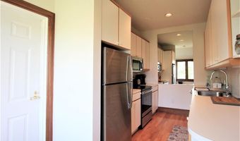 61 Ledge Rd J, Newport, RI 02840