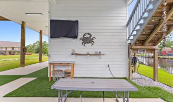 4039 Bonita St, Bay St. Louis, MS 39520