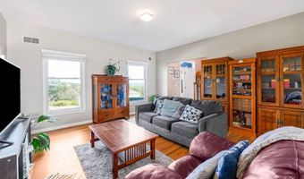 35 Rosenbrook Dr, Bayonne, NJ 07035