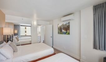 201 Ohua Ave 906, Honolulu, HI 96815