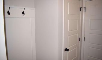 184 Auburn Xing, Auburn, GA 30011