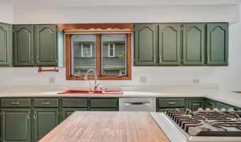 22806 W Loon Lake Blvd, Antioch, IL 60002