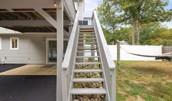12 6th St, Barnegat, NJ 08005