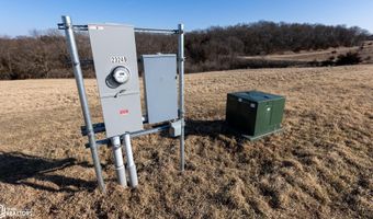 23249 Maple Rdg, Adel, IA 50003